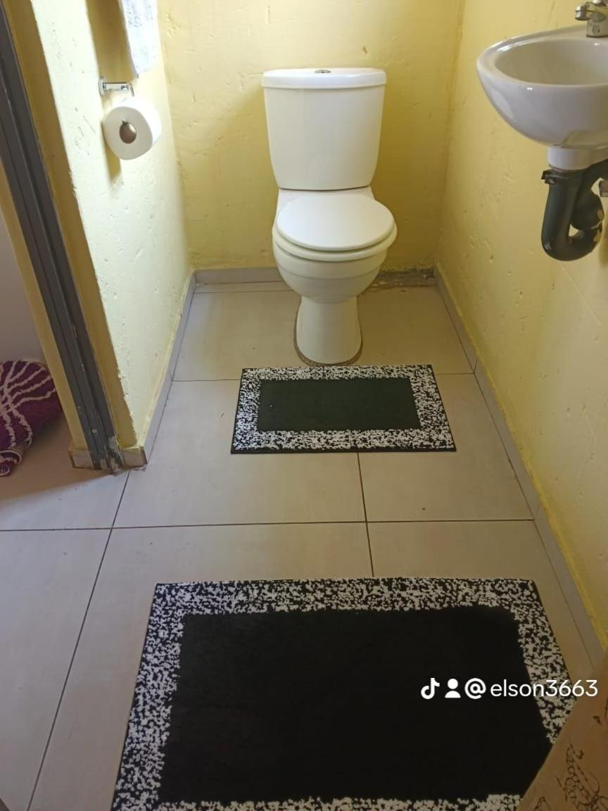 Elson Lodge K1 Katlehong Екстер'єр фото