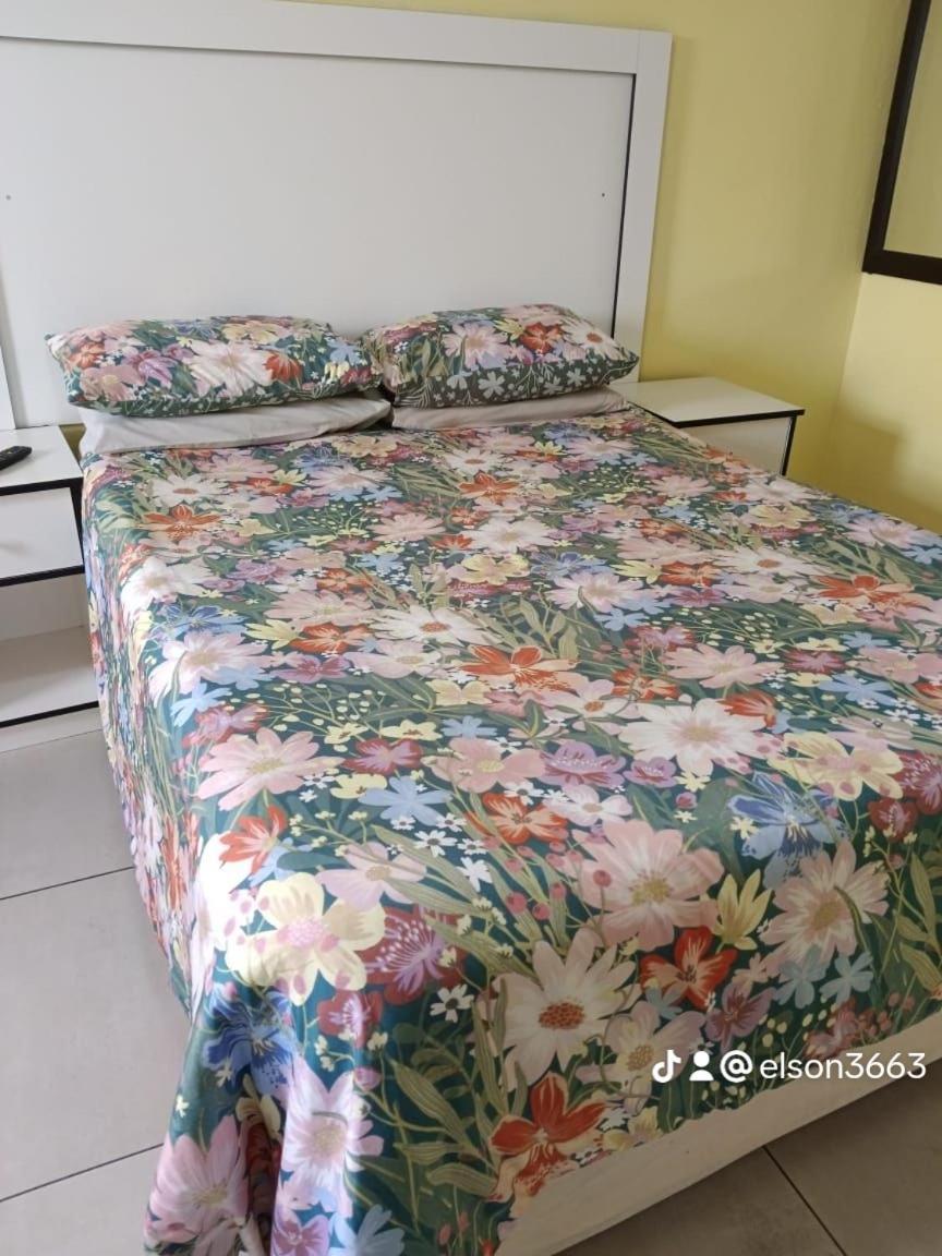Elson Lodge K1 Katlehong Екстер'єр фото